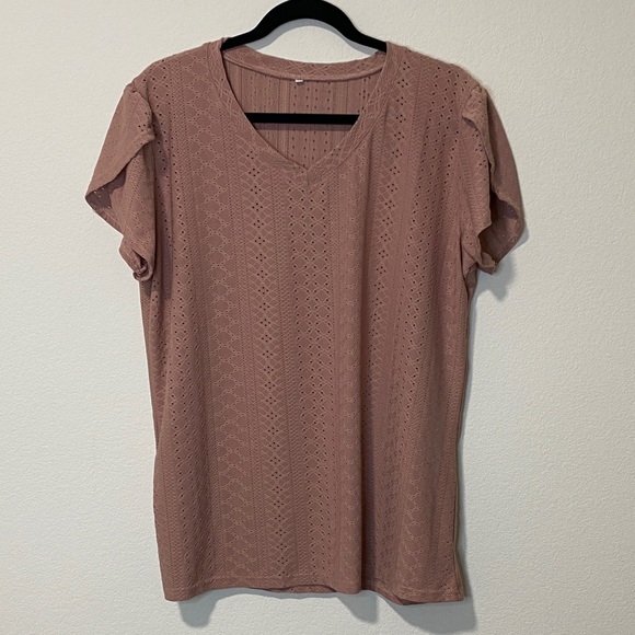 Tops - XXL Women's Top in Dusty Pink Eyelet Design